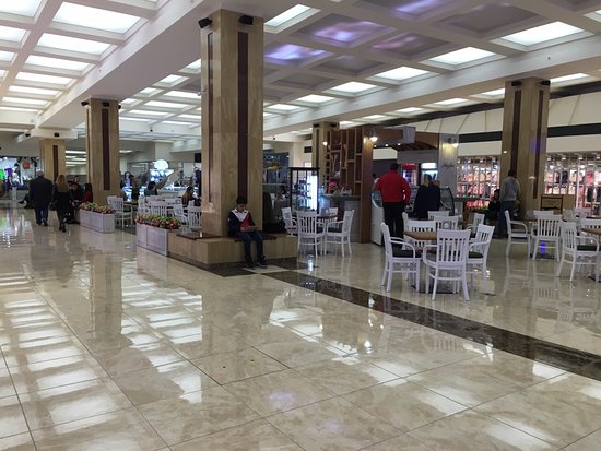مرکز خرید مترونوم ایروان 
