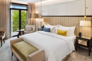 هتل الکساندر ایروان ارمنستان